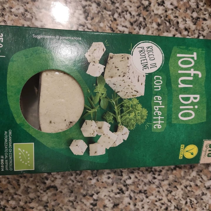 review photo of Vemondo Tofu Bio con Erbette shared by @francescac on 01 Apr 2022 - review