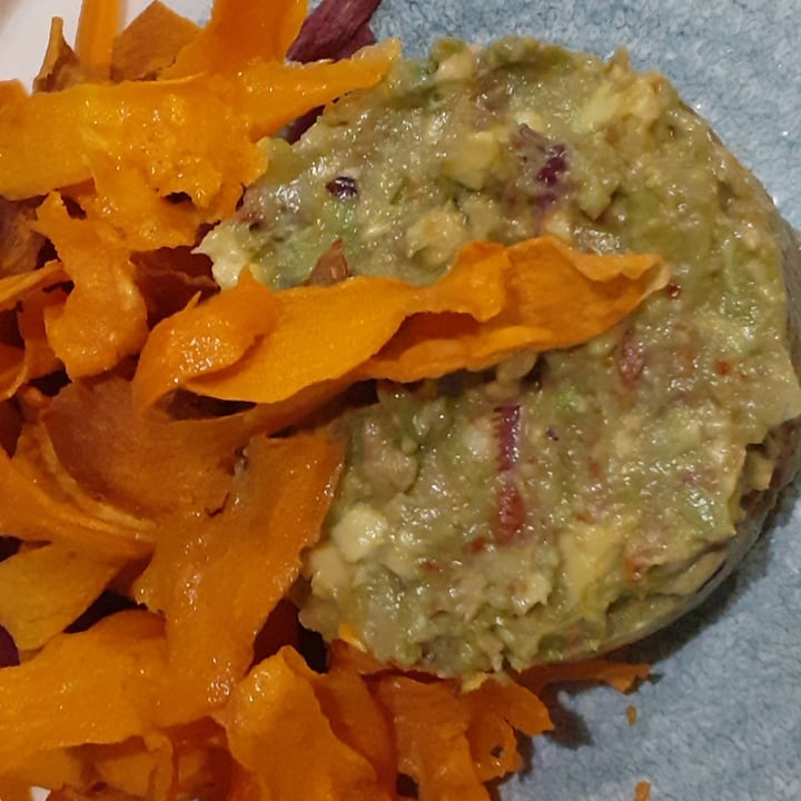 photo of Restaurante Oslo Ceviche vegano y guacamole con chips de batata shared by @ghocri on  22 Mar 2022 - review