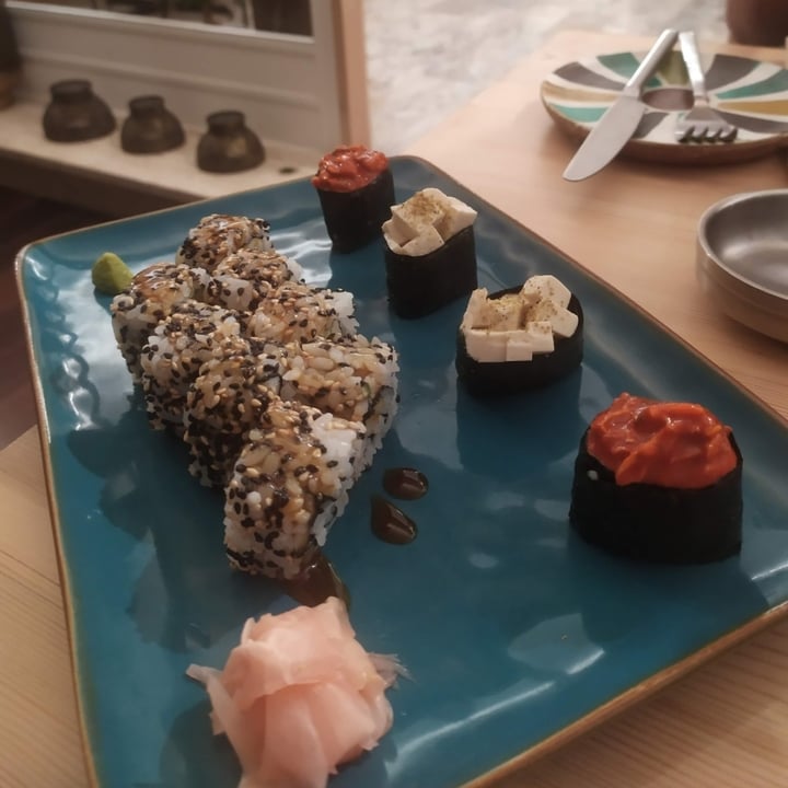 photo of Hokra Omakase 18pz a scelta dello chef (Vegan) shared by @ariannaeffe4 on  23 Mar 2022 - review