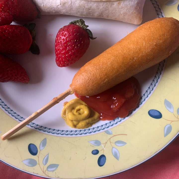 photo of MorningStar Farms Veggie Corn Dogs shared by @carol98 on  06 Feb 2022 - review