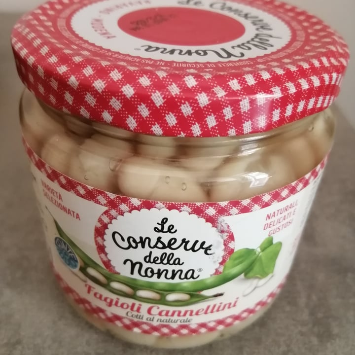 review photo of Le conserve della nonna fagioli Cannellini shared by @veganviviana on 13 Apr 2022 - review