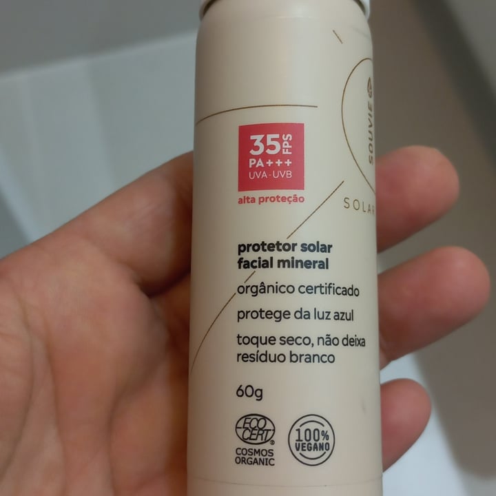 review photo of Souvie Protetor Solar Facial Mineral FPS 35 shared by @catiatoninatto on 11 May 2022 - review