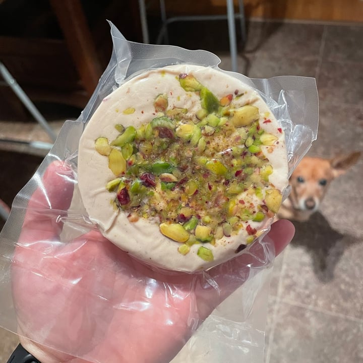 review photo of Fauxmagerie Zengarry Cranberry & Pistachio shared by @happyczechpea on 28 Nov 2021 - review