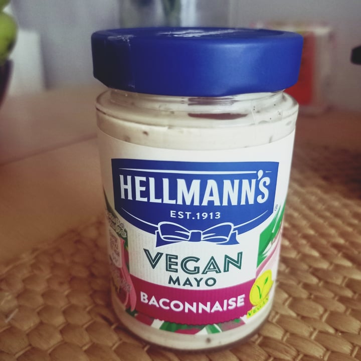 photo of Hellmann’s Hellmans Baconnaise shared by @rockzio on  15 Dec 2021 - review