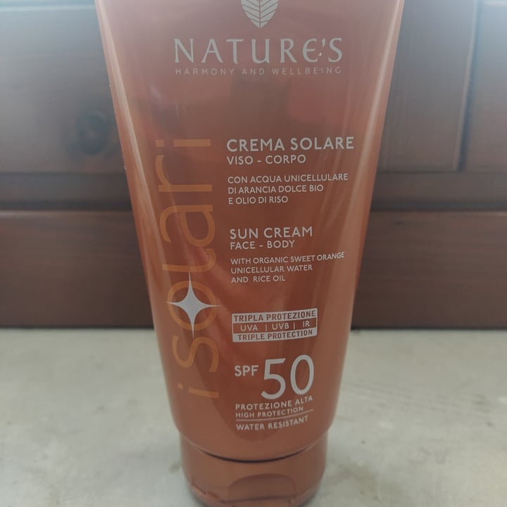 photo of Nature's Crema solare viso-corpo SPF 50 shared by @francy96 on  10 Mar 2022 - review