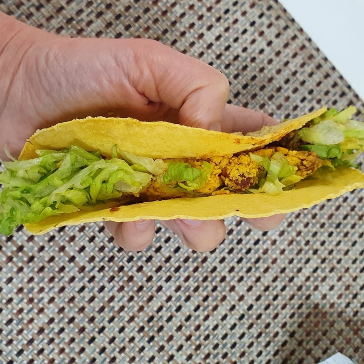 photo of NOW BURGER Taco de Soja shared by @patimurno on  16 Nov 2021 - review