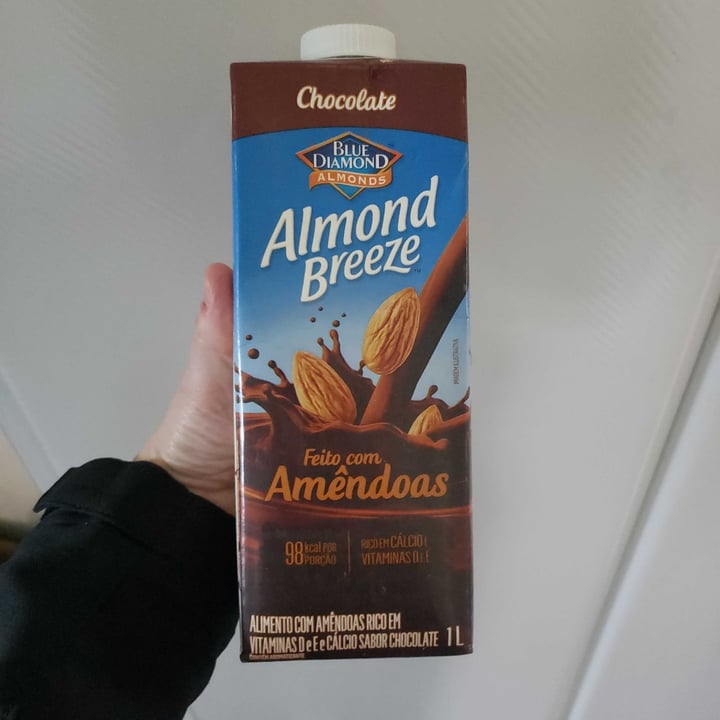 review photo of Blue Diamond Achocolatado shared by @lilianalbert on 29 Jul 2021 - review