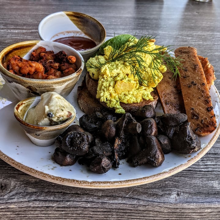 photo of Mamma Says Vegan Big Breakfast shared by @itsrvh on  20 Jan 2021 - review