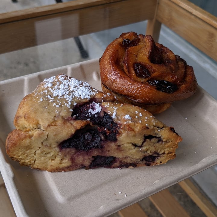 photo of Chu And Co Blueberry Scone shared by @bornvegetarian on  25 May 2021 - review