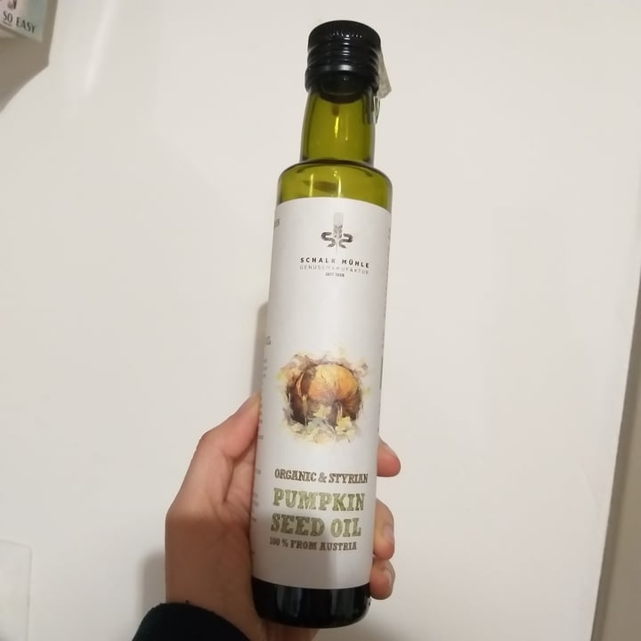 photo of Schalk Muehle Pumpkin seed oil shared by @carlakaralis on  09 Apr 2022 - review