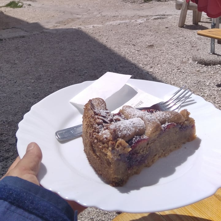 photo of Rifugio Vajolet Torta Linzer shared by @veggylove on  13 Jun 2022 - review