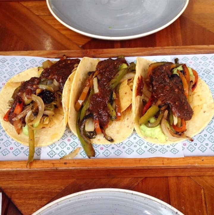 photo of Cantina y Punto Tacos shared by @womanvegan on  27 Aug 2019 - review