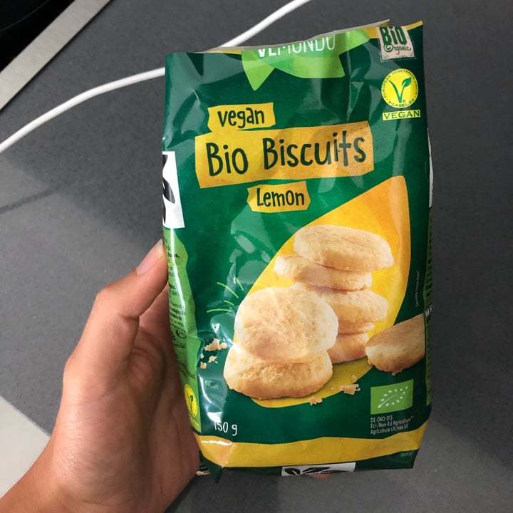 review photo of Vemondo Bio biscuits lemon shared by @martinadibernardo on 12 Jun 2022 - review