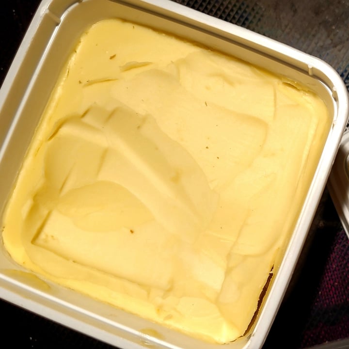 photo of Melt Organic Organic Butter Spread Tartinade shared by @marvella on  27 Nov 2021 - review