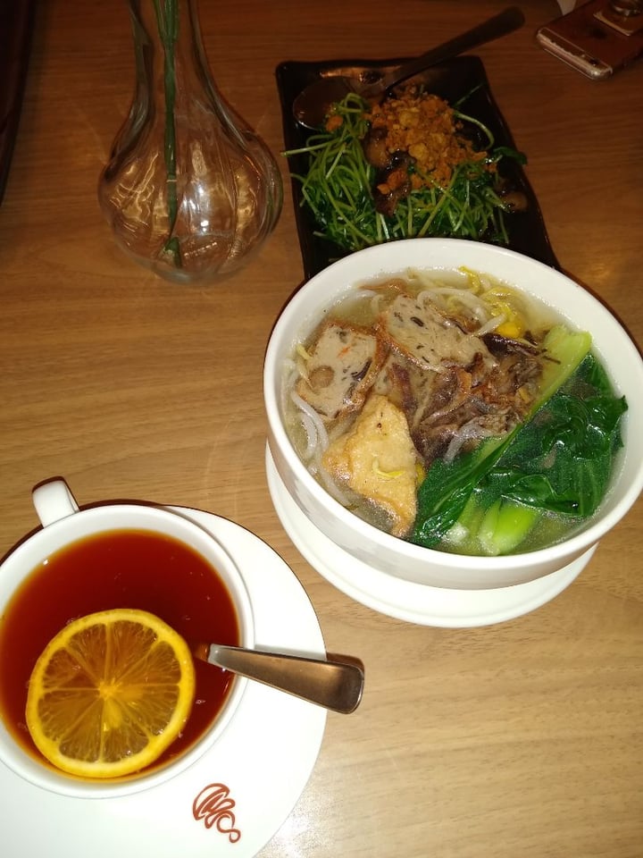 review photo of Maitree Cafe Hot Lemon Tea shared by @lkmetta on 07 Dec 2019 - review