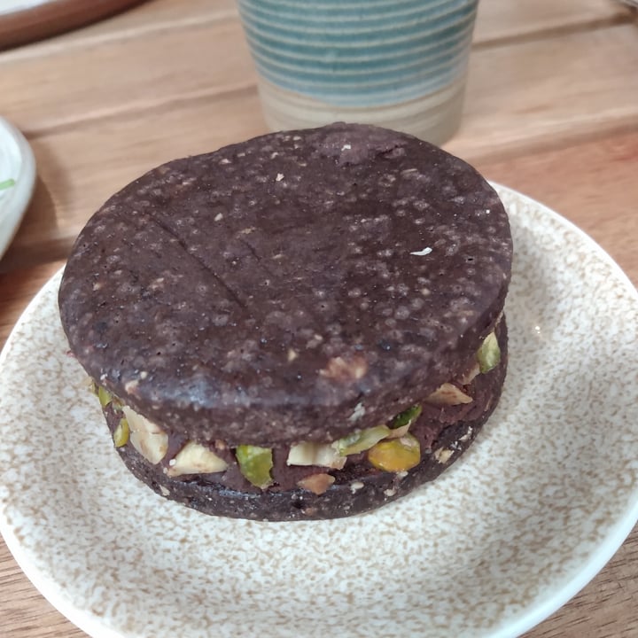 review photo of FAUNA Café y Flora Alfajor De Chocolate Y Mani shared by @floorcita on 27 Jul 2021 - review