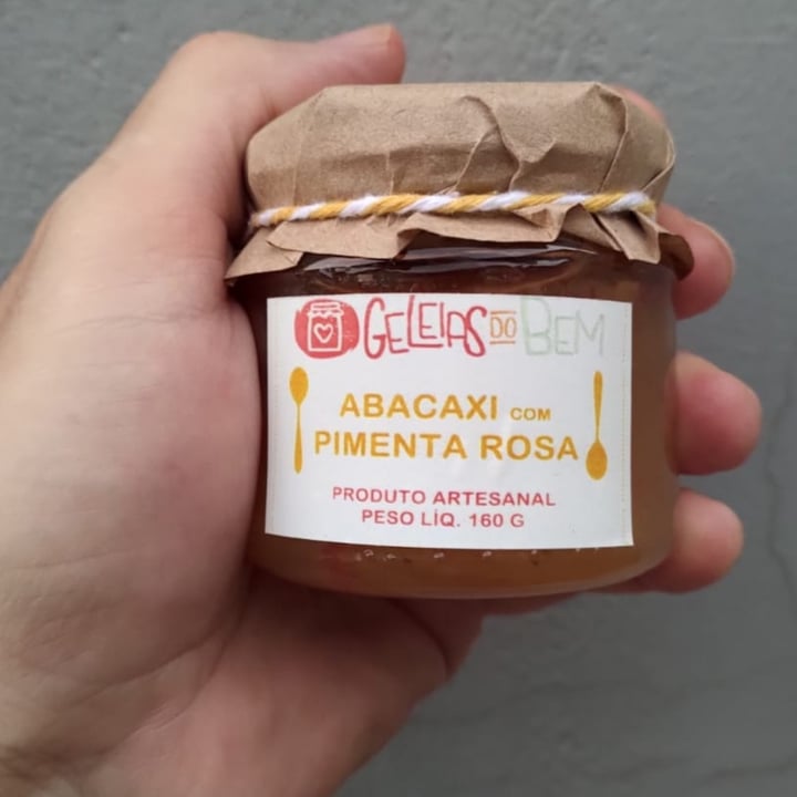 photo of Geleias do Bem Abacaxi com Pimenta Rosa shared by @rodrigosicheroli on  10 May 2022 - review