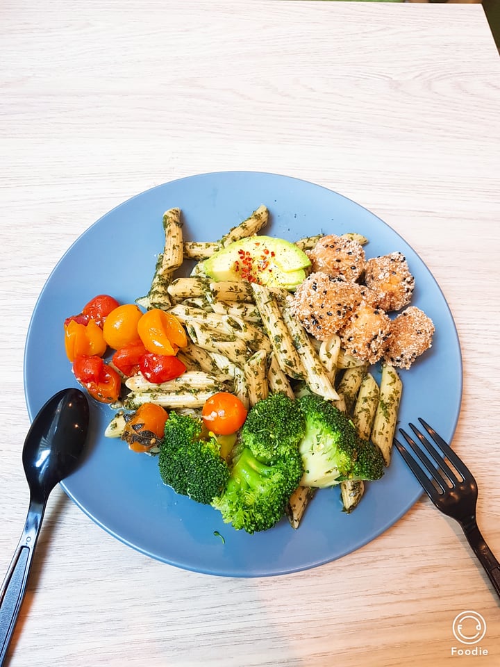 review photo of Avorush Vegan Protein Bowl shared by @esther on 17 May 2018 - review