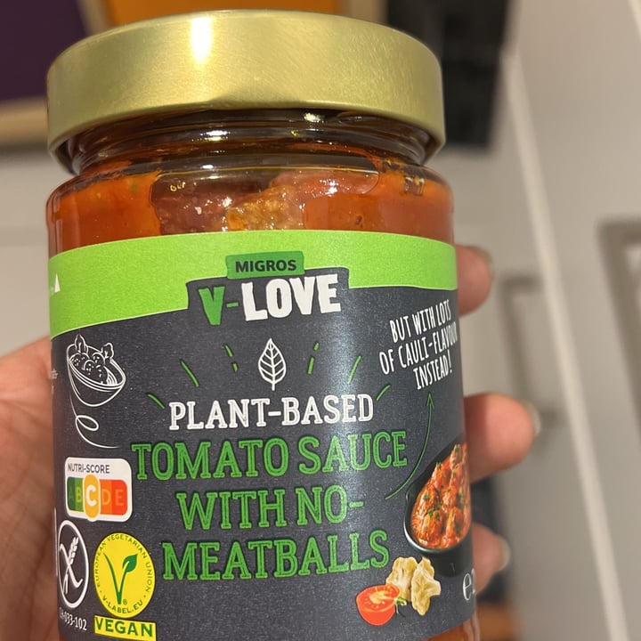 review photo of v-love tomato Sauce With No Meatballs shared by @fabiocchi on 03 Oct 2022 - review