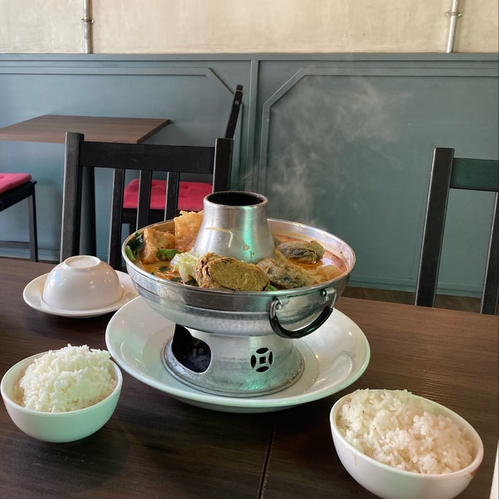photo of New Fut Kai Vegetarian Restaurant Laksa Charcoal Hot Pot shared by @alytevasin7 on  06 Jan 2022 - review