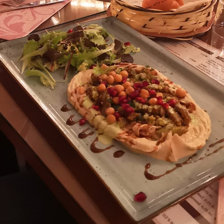 photo of Shawarma King Ristorante Siriano Hummus shared by @aliceinfitnessland on  10 Mar 2022 - review