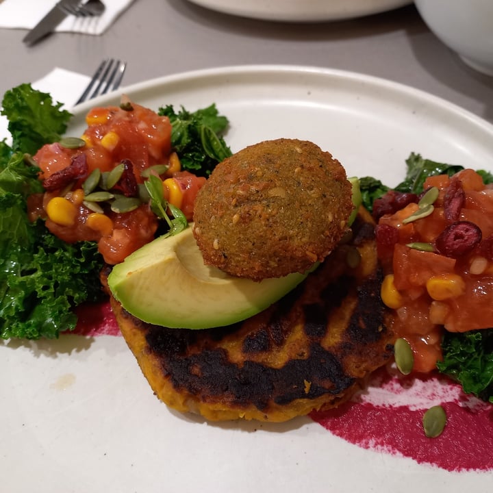 photo of Evolve Wahroonga Breakfast fritter shared by @mally on  04 Jun 2022 - review