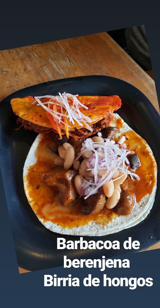 review photo of La Flaca Taco de Barbacoa shared by @janettecarrillo on 15 Feb 2020 - review