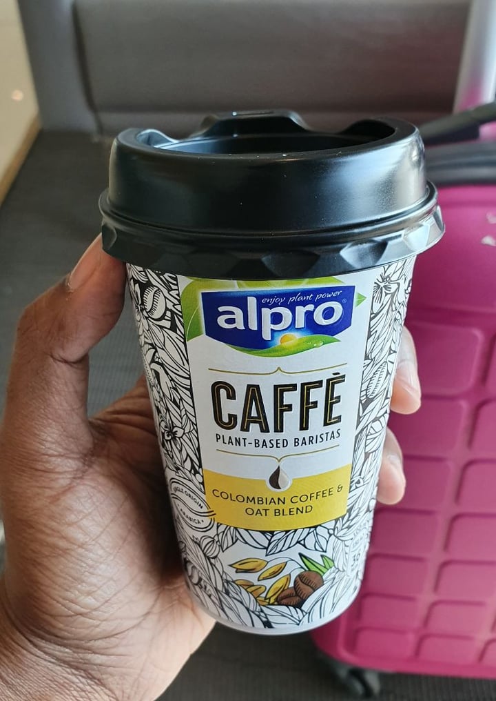 photo of Alpro Plant-based Baristas Almond/Mandel Caffe shared by @thelilypad on  15 Feb 2020 - review