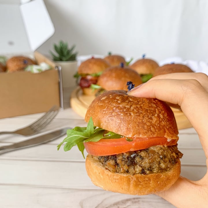 photo of Cedele All Day Dining - Wheelock Place Teriyaki mushroom millet patty & plum sesame sauce shared by @nourishplant on  06 Dec 2020 - review