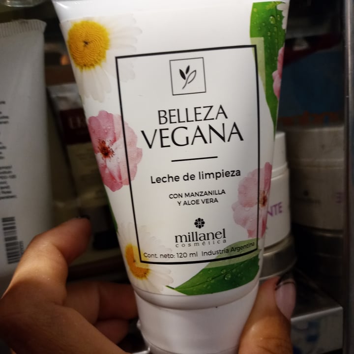 photo of Millanel Leche De Limpieza shared by @agusmigliano on  18 Dec 2021 - review