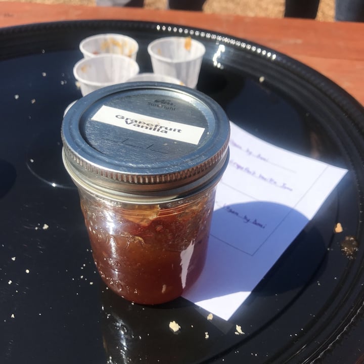 photo of Vegan By Dani Grapefruit Vanilla Jam shared by @happybby on  13 Mar 2021 - review