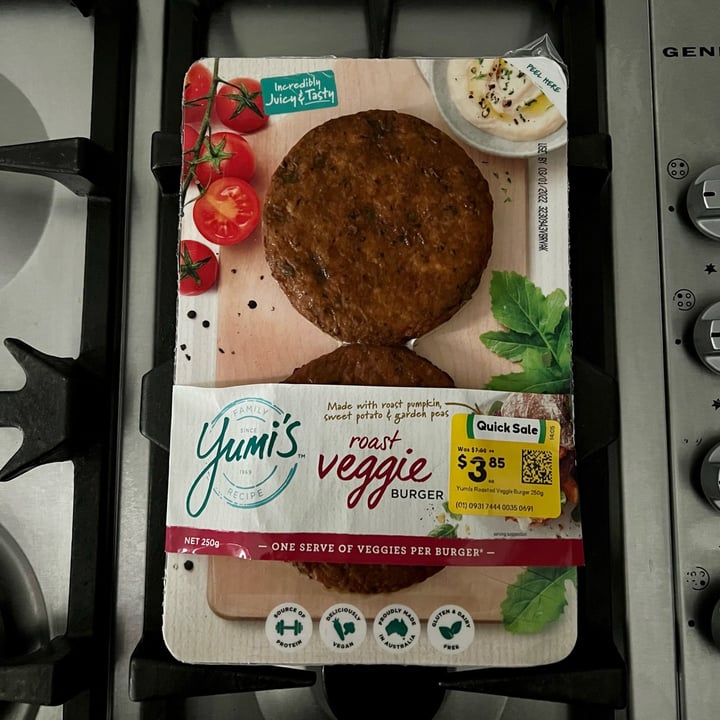 photo of Yumi's Roast Veggie Burgers shared by @vegan-friendly on  08 Jan 2022 - review