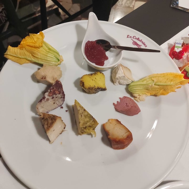 review photo of La Colubrina Formaggi vari shared by @egiovann on 14 Dec 2022 - review