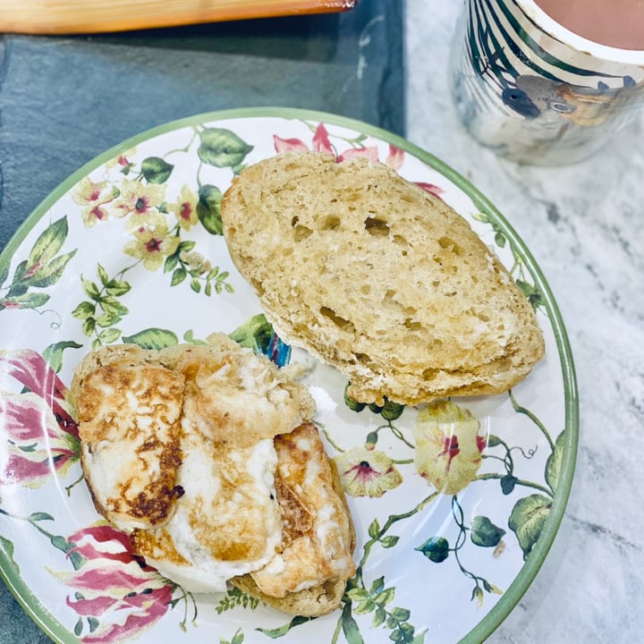 review photo of Basi.co Queijo Vegetal tipo Minas Frescal shared by @maryanamatinez on 21 Nov 2021 - review