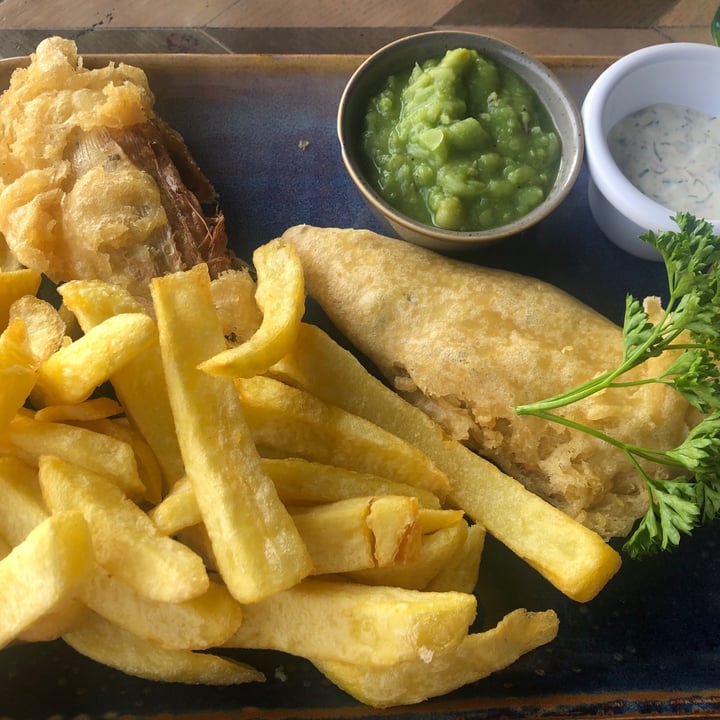 photo of The Harbour Seafood Restaurant & Takeaway Vegan fish and chips shared by @jamesharris on  26 Sep 2020 - review