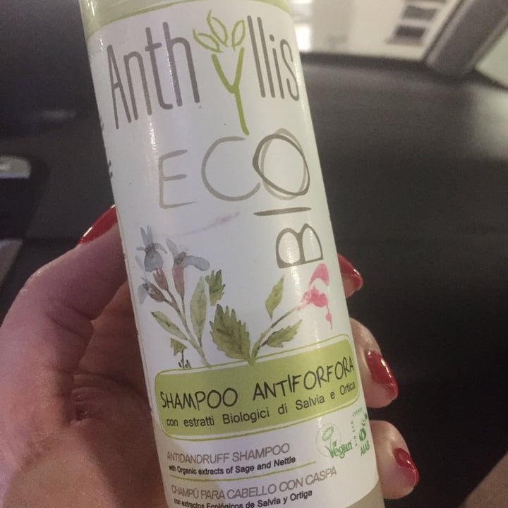 photo of Anthyllis Eco Bio Shampoo Antiforfora shared by @alexsandrapraca on  03 May 2022 - review