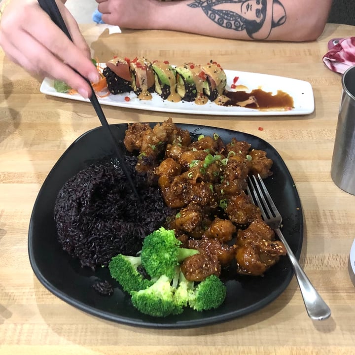 photo of Daikon vegan sushi and more Everything On Their Menu shared by @peachylily on  23 Jul 2021 - review