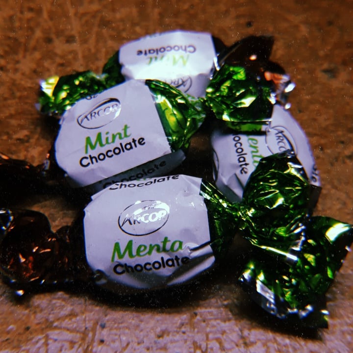 photo of Arcor Caramelo Menta Chocolate shared by @nanicuadern on  29 Oct 2021 - review