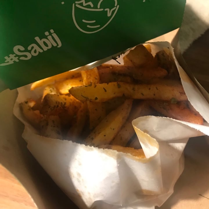 photo of Veggie Medio Oriente Papa fritas shared by @s3xc-r4t on  08 Jul 2021 - review