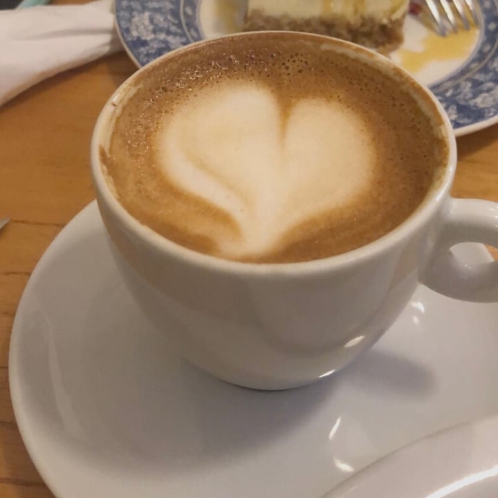 photo of Pupita Café Café con leche de almendras shared by @maiterodriguez on  12 Jul 2022 - review