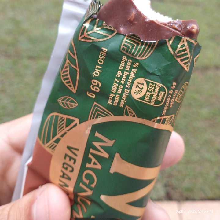 photo of Kibon  Picolé MAGNUM VEGANO shared by @marcouves on  11 Apr 2022 - review