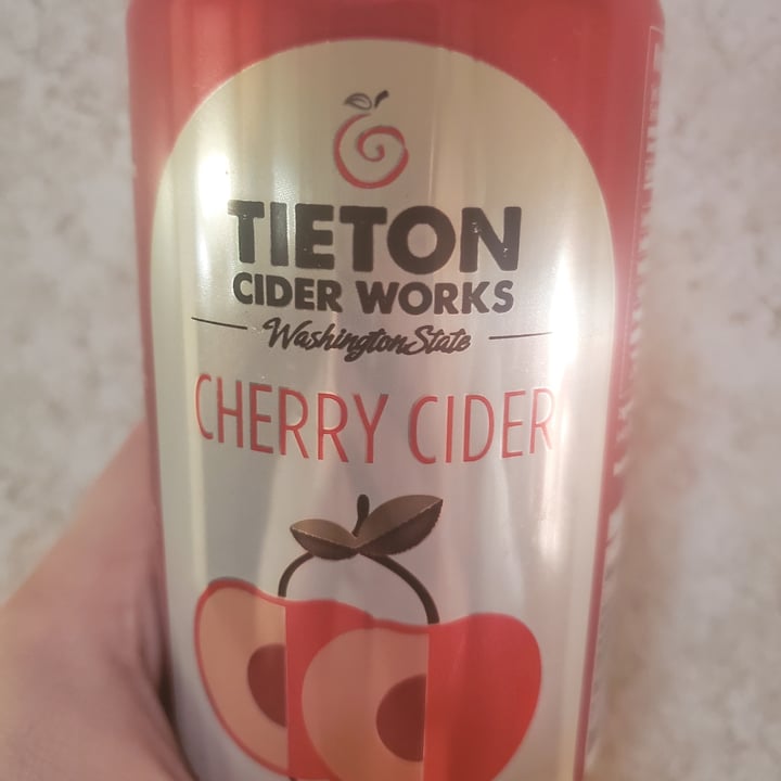 photo of Tieton Cider Works Cherry Cider shared by @muddyandfoxgloved on  19 Jul 2021 - review