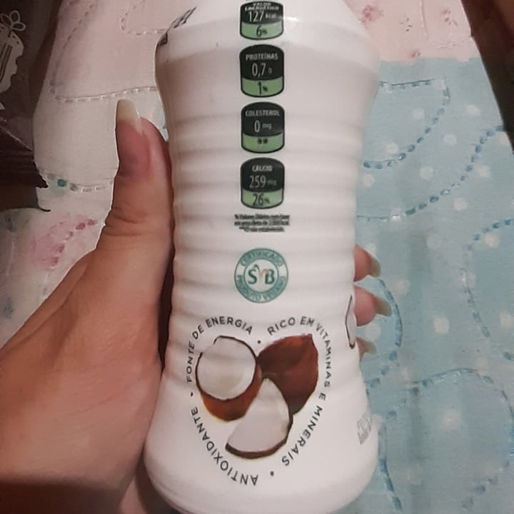review photo of Vida Veg IogVeg Coco shared by @camila-araujo on 24 Nov 2021 - review