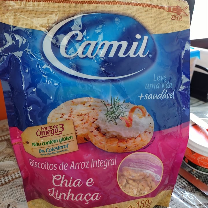 review photo of Camil Biscoito de Arroz Integral com Chia e Linhaça shared by @karinabrasil on 29 Apr 2022 - review
