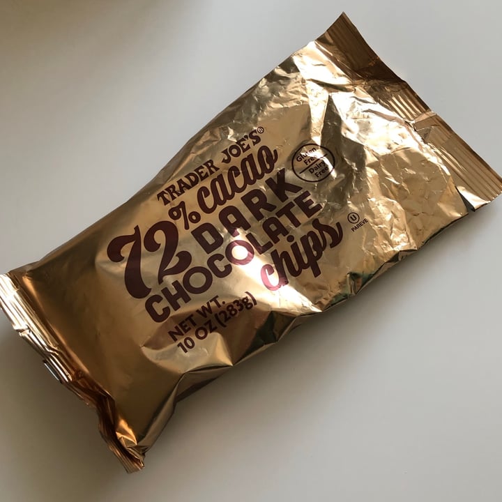 photo of Trader Joe's 72% Cacao Dark Chocolate Chips shared by @forksandplants on  11 Apr 2021 - review