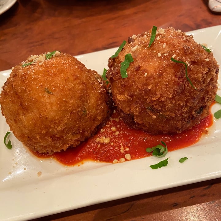 review photo of La Porchetta Broadbeach arancini shared by @katielau on 18 Jul 2020 - review
