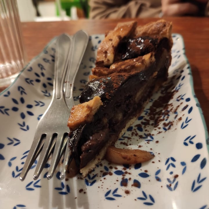 photo of Col Cavolo - Vegan Bistrot Crostata Special: cioccolato e pere shared by @sabrinataroni on  17 Mar 2022 - review