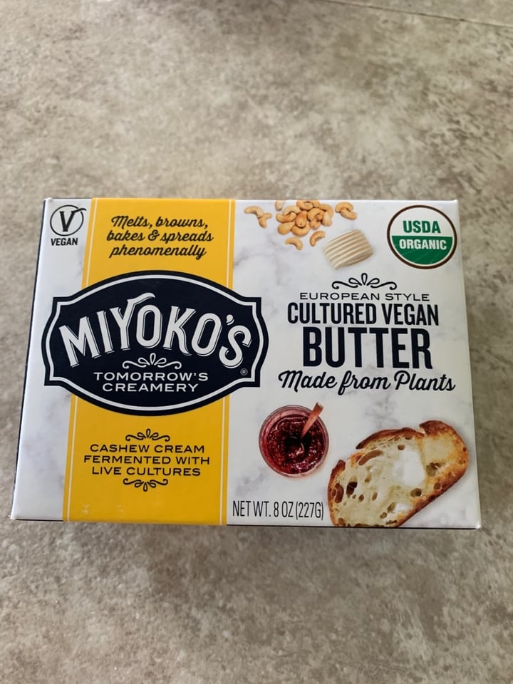 photo of Miyoko's Creamery European Style Cultured Vegan Butter Hint of Sea Salt shared by @julieschultz54 on  31 Dec 2019 - review