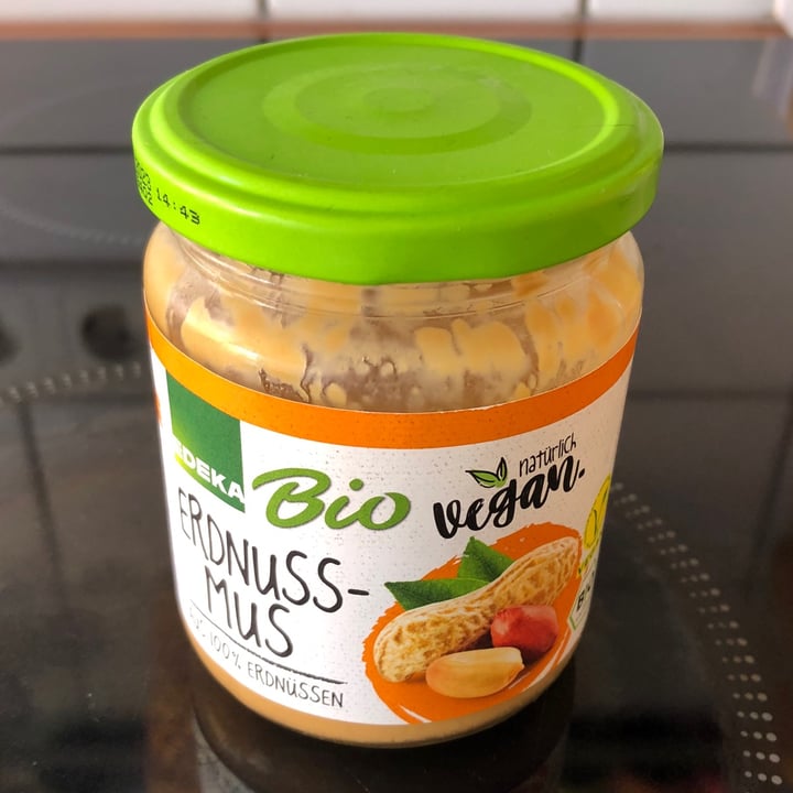 photo of Edeka Bio Erdnussmus shared by @marenvansoest on  11 Sep 2021 - review
