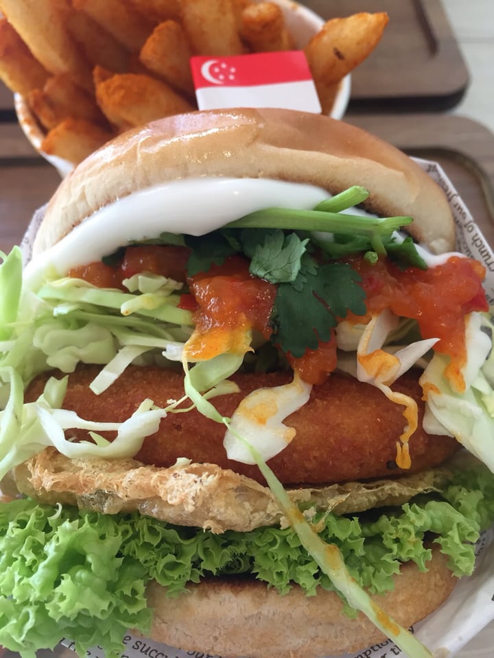 photo of VeganBurg Singapore Chili Krab Burger shared by @holyloewe on  24 Aug 2019 - review